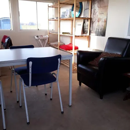 Bed & Breakfast Boerderij Rust, In Pipowagens! Den Helder