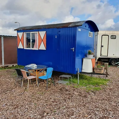 Boerderij Rust, In Pipowagens! *