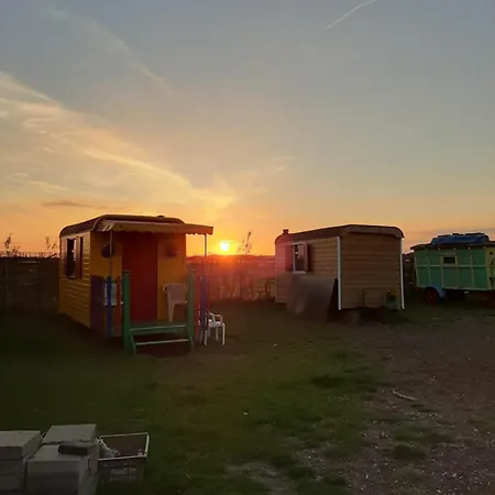 Boerderij Rust, In Pipowagens! * Den Helder